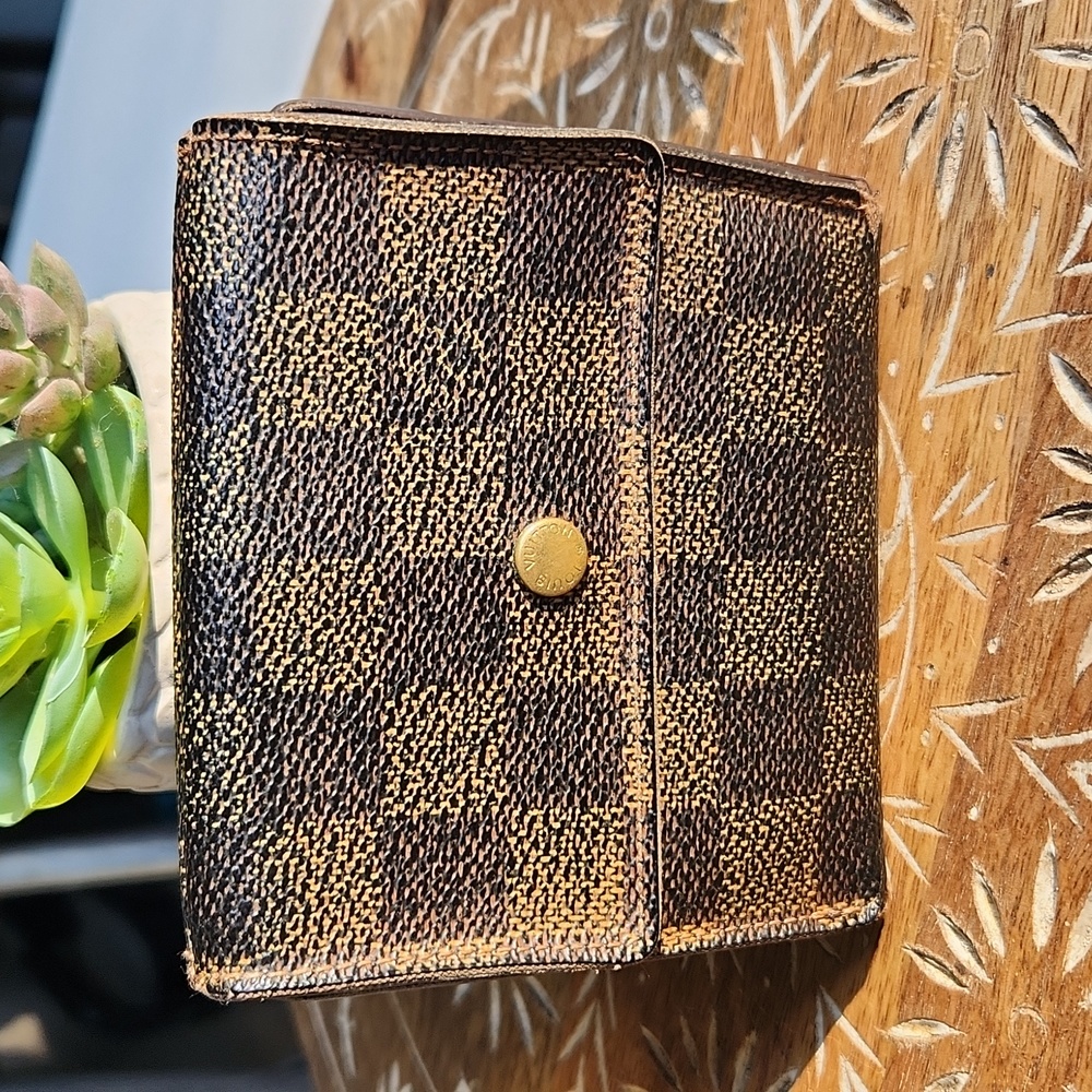 Louis Vuitton Vintage Damier Ebene Double Snap Compact Wallet